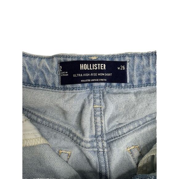 Hollister Women’s Distressed Light Wash Denim Ultra High Rise Mom Short Size 26 - Picture 2 of 5